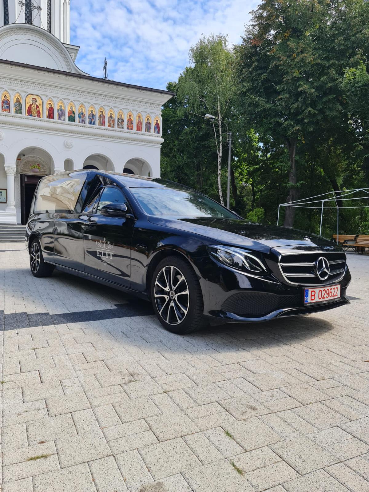 Dric Mercedes E-Class Viață Veșnică la mânăstire